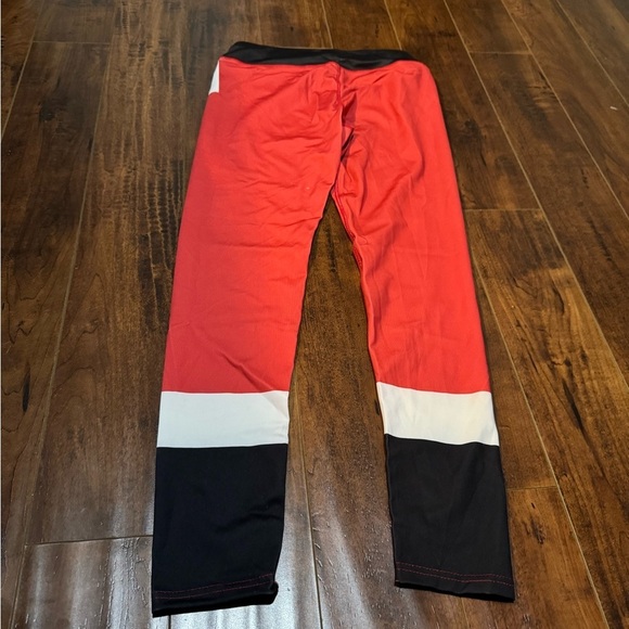 Santa pant leggings, size small - Picture 5 of 6